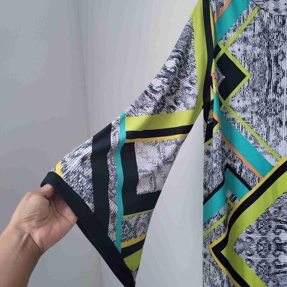 TREND MAKERS Multicolor Geometric Long Bell Sleeve Shift Dress Knee Length Large - Picture 4 of 7